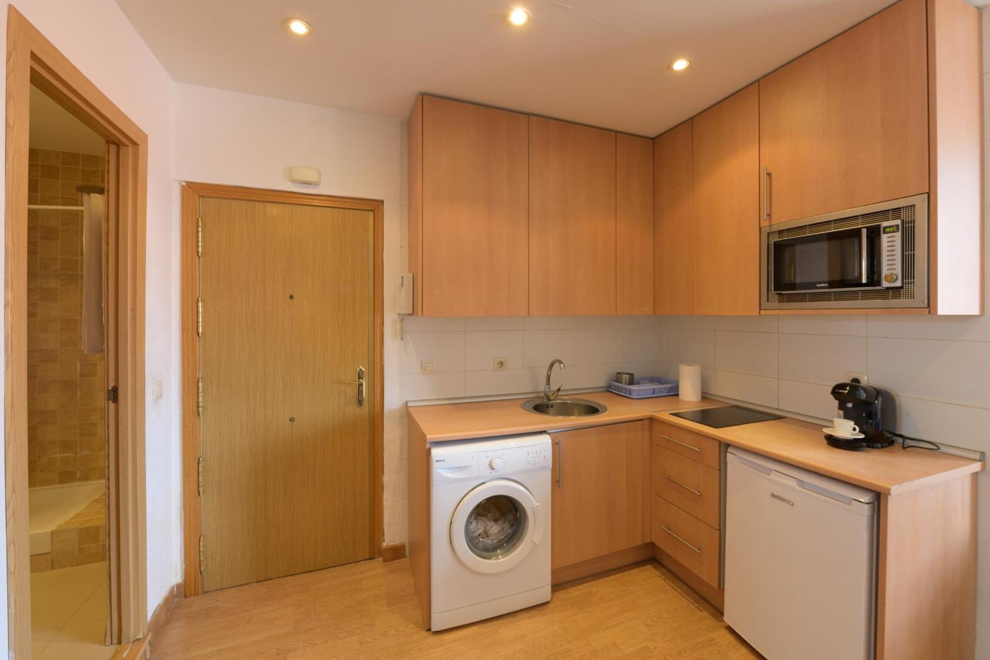 Apartamento4Estaciones Madrid Bagian luar foto